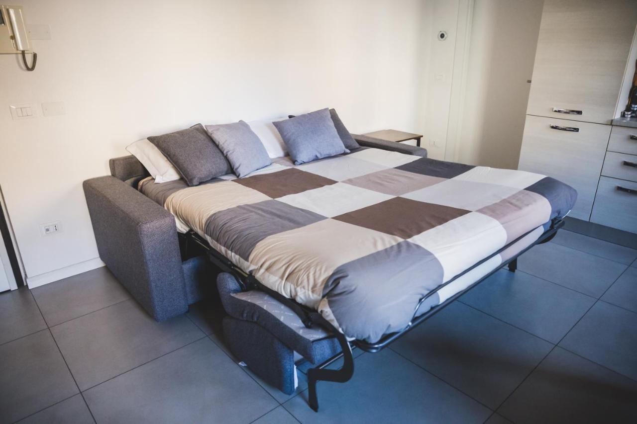 Apartamento Grey House Pavia Con Box Privato Exterior foto