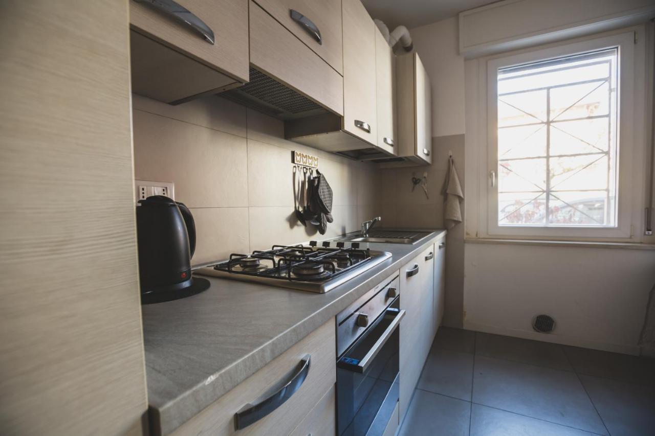 Apartamento Grey House Pavia Con Box Privato Exterior foto