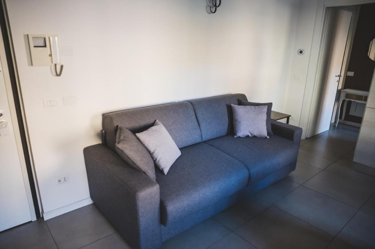 Apartamento Grey House Pavia Con Box Privato Exterior foto