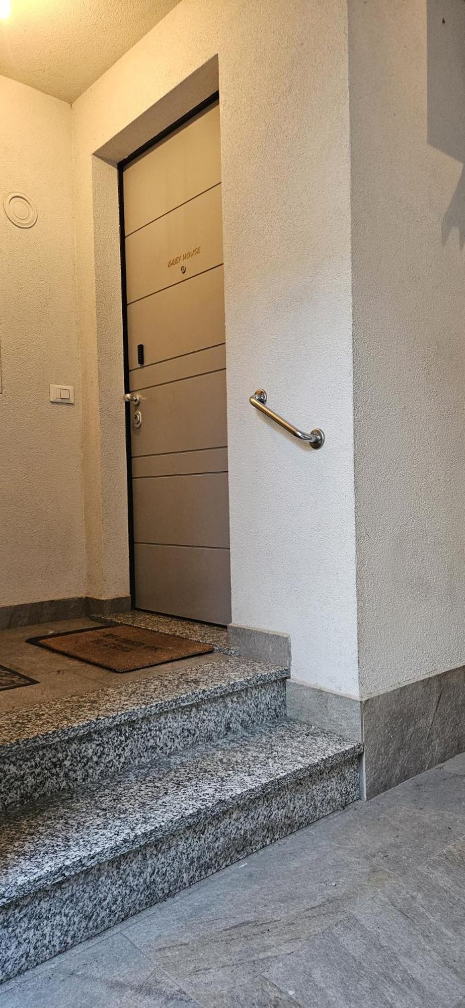 Apartamento Grey House Pavia Con Box Privato Exterior foto